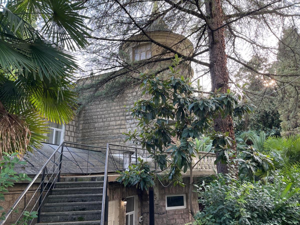 Gagra Hotel Printsevskii Zamok Exterior photo